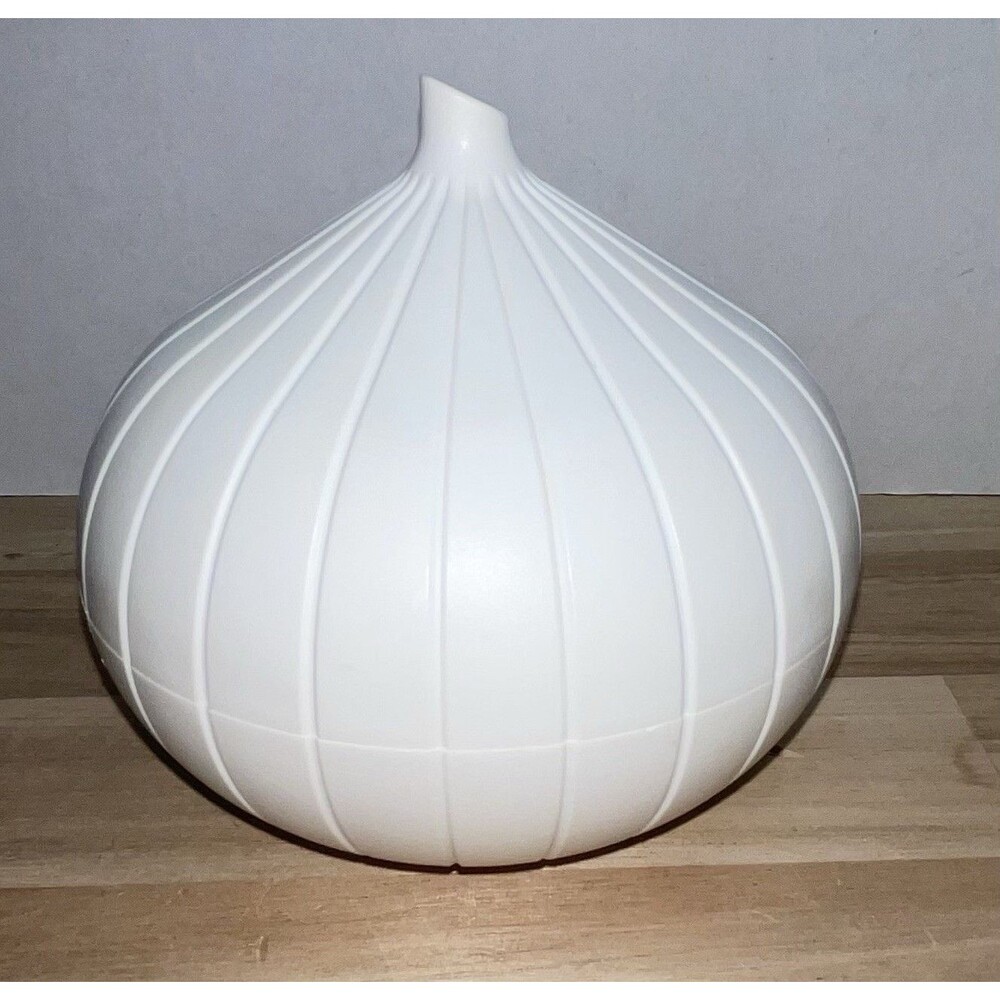 Vintage Onion Saver Made In USA White